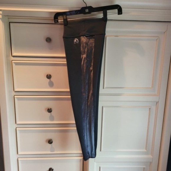 Body Rio Leggings with Velour Stripes - Picture 2 of 6